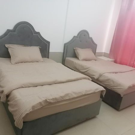 شقق ليماس القصباء Sharjah Luaran gambar